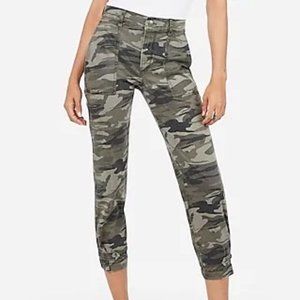 High Waisted Cropped Cinched Hem Camo Pant-Sz-2